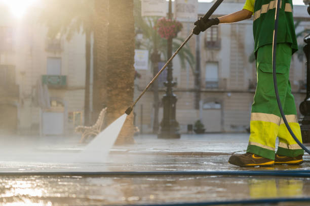 Why Choose Our Certified Pressure Washing Experts for Your Project Needs in Charenton, LA?